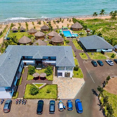 Lemon Beach Resort Elmina 外观 照片
